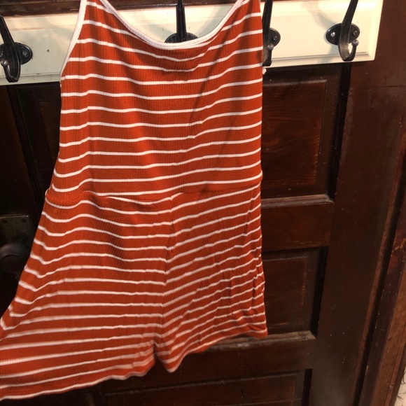 Romper - Picture 1 of 3